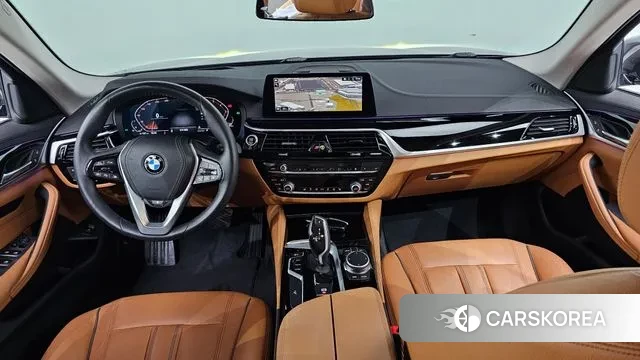 BMW 5 Series (G30) id 2886492 из Кореи 17