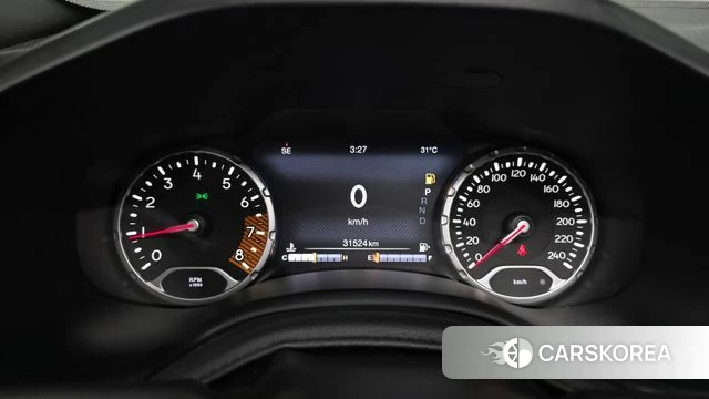 Jeep Renegade id 4730783 из Кореи 32