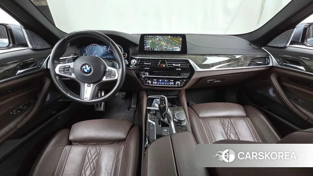 BMW 5 Series (G30) id 4667866 из Кореи 17