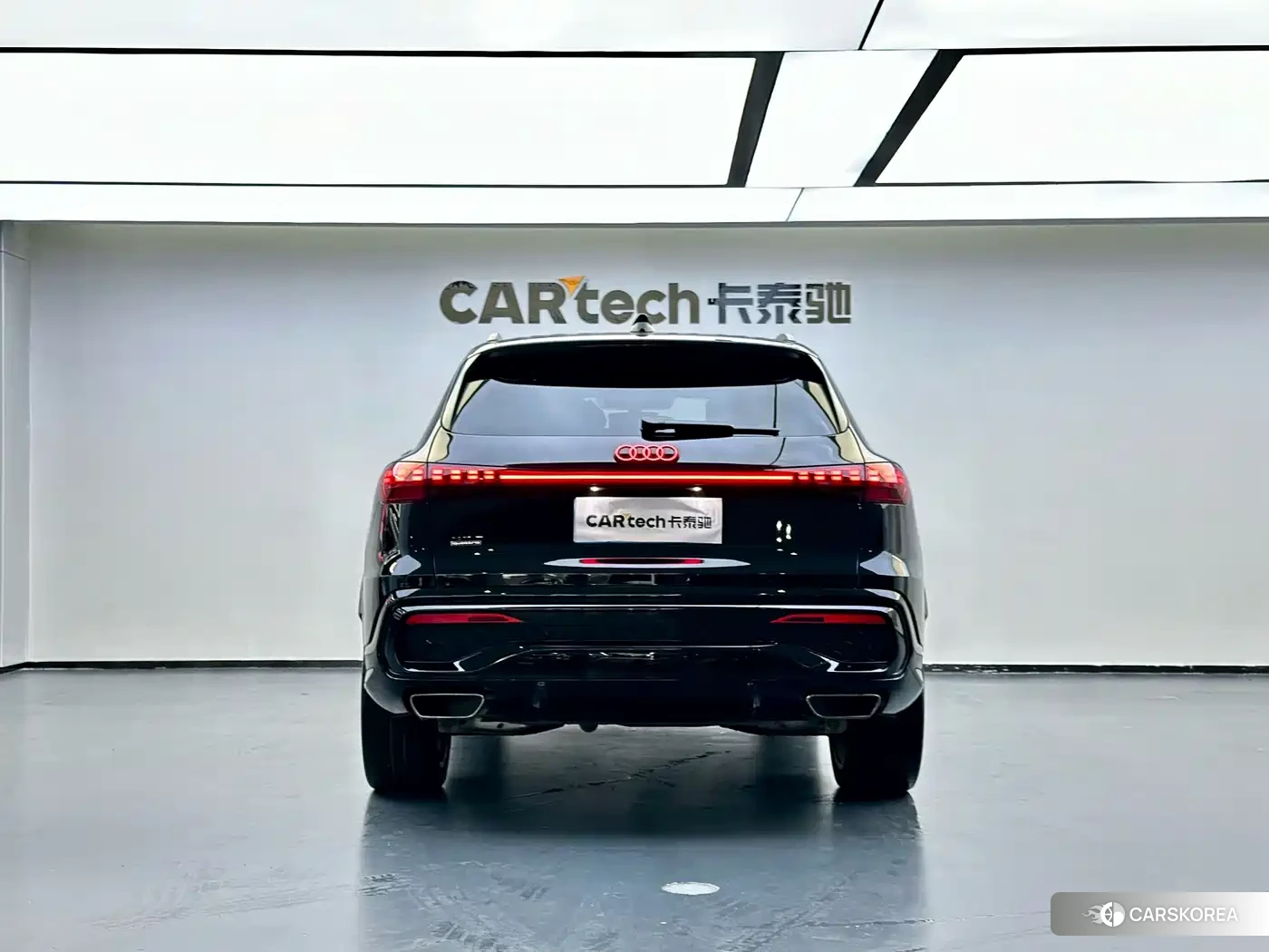 Audi Q5L id 4514207 из Китая 30