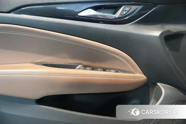 Buick Regal id 4238286 из Китая 18