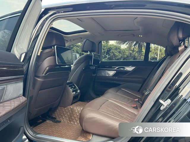BMW 7 series id 4257321 из Китая 8