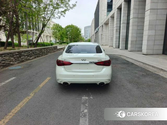 Infiniti Q50L id 4205845 из Китая 7