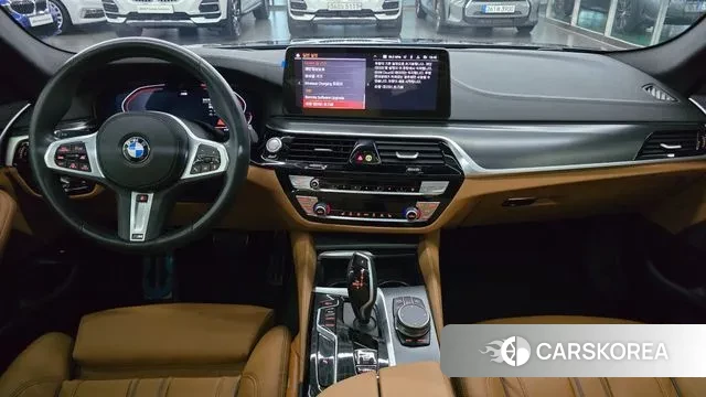 BMW 5 Series (G30) id 3732699 из Кореи 17