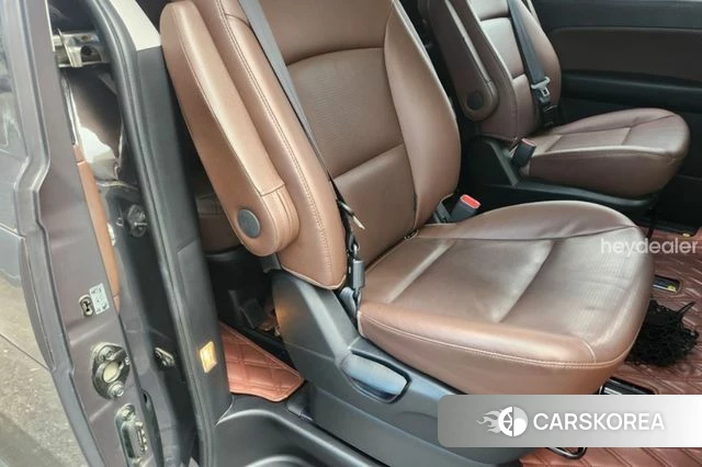 Hyundai The New Grand Starex id 4543008 из Кореи 7