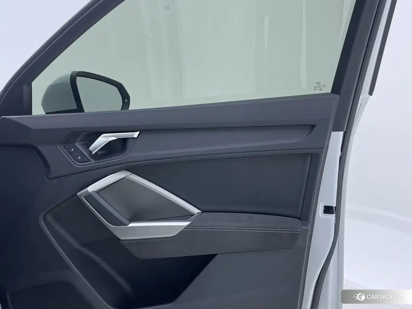Audi Q3 id 4649378 из Китая 29