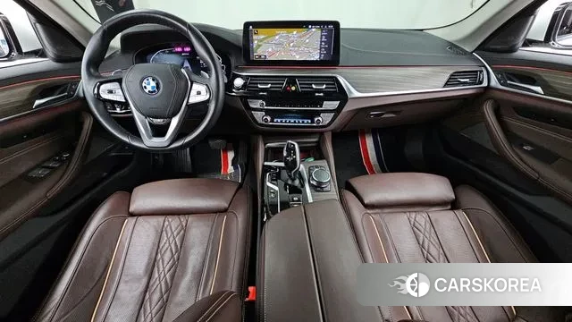 BMW 5 Series (G30) id 3322570 из Кореи 17