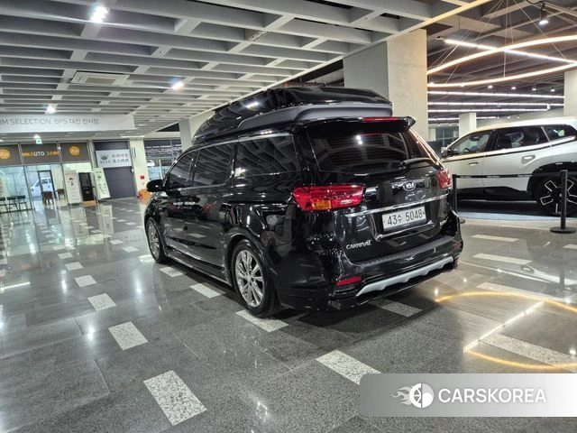 Kia The New Carnival id 4654217 из Кореи 17