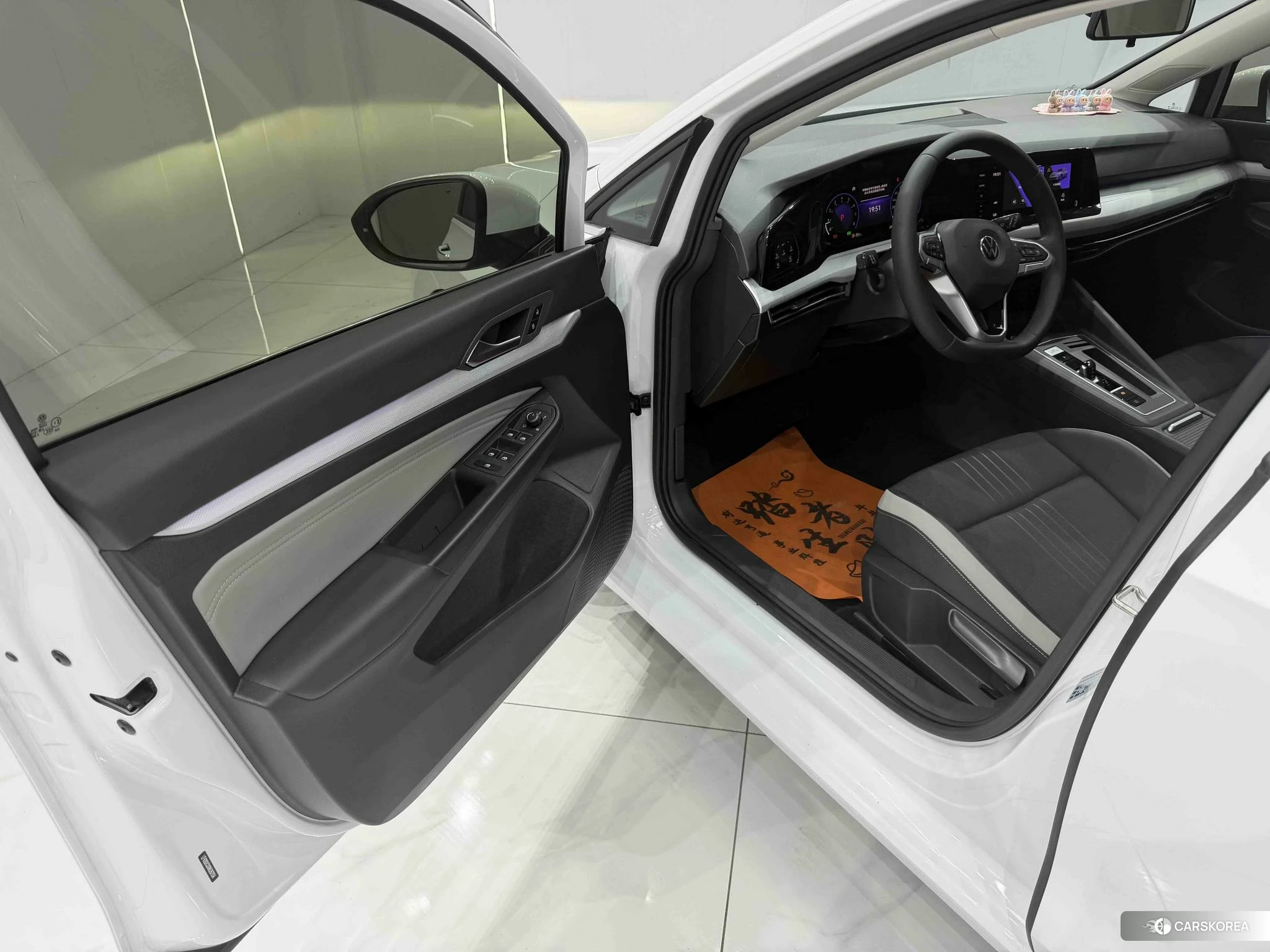 Volkswagen Golf id 4486269 из Китая 18