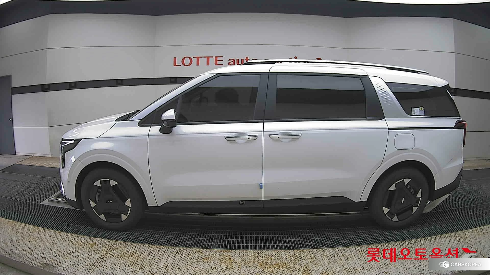 Kia Carnival Hybrid id 4347330 из Кореи 35