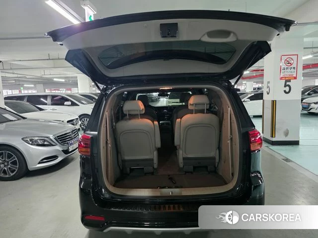 Kia The New Carnival id 3925113 из Кореи 16