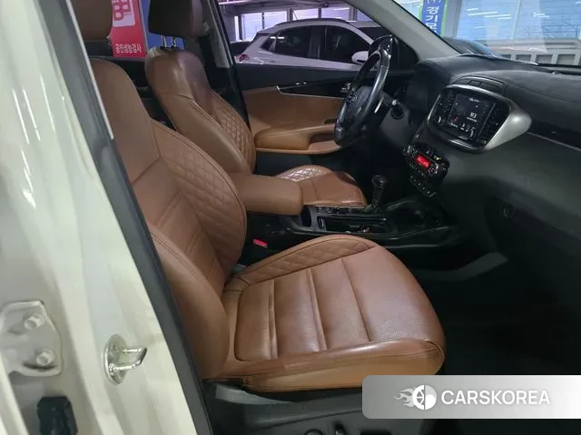 Kia The New Sorento id 3557579 из Кореи 17