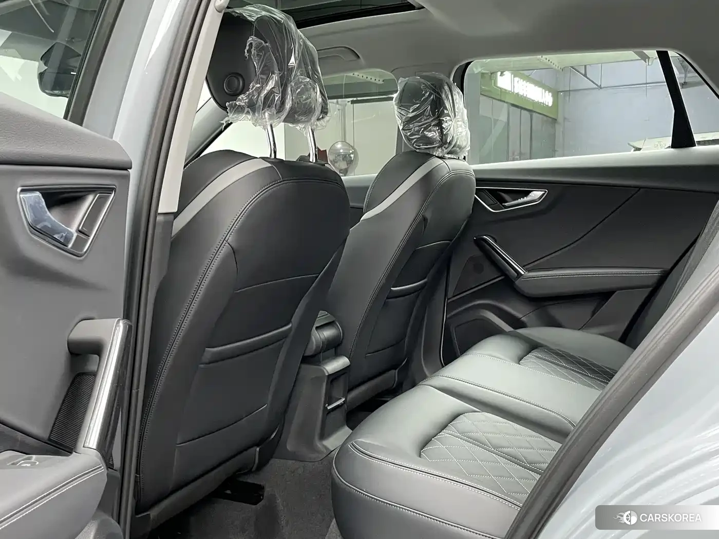 Audi Q2L id 4680667 из Китая 13