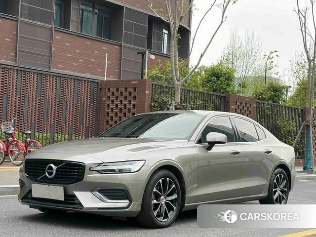 Volvo S60 id 4212754 из Китая 15