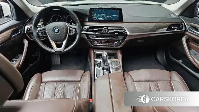 BMW 5 Series (G30) id 3029375 из Кореи 17