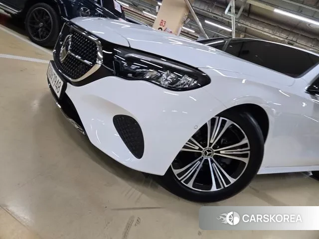 Mercedes-Benz E-Class W214 id 3757910 из Кореи 17