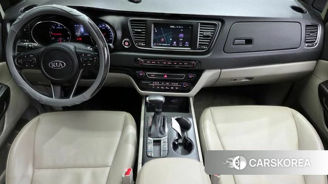 Kia The New Carnival id 3936882 из Кореи 17