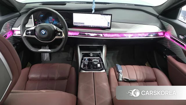 BMW i7 (G70) id 4640554 из Кореи 31