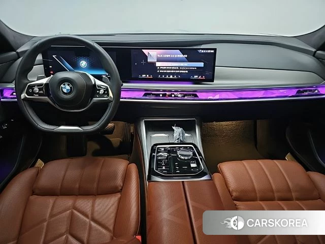 BMW 7 Series (G70) id 4395351 из Кореи 17
