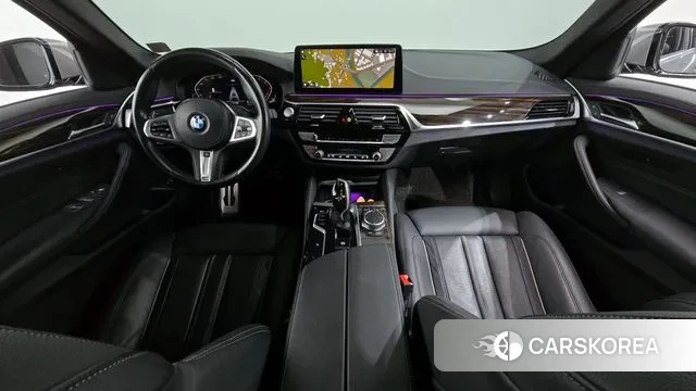 BMW 5 Series (G30) id 3592374 из Кореи 17