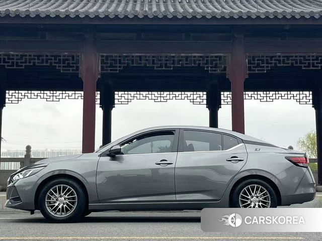 Nissan Xuan Yi id 4240947 из Китая 16