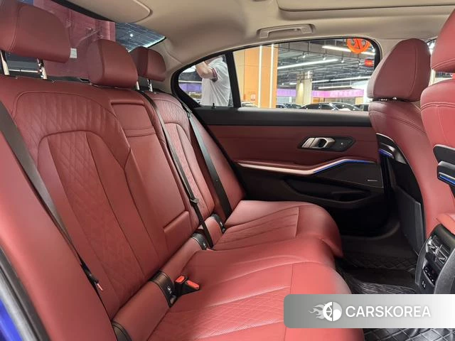 BMW 3 series id 4313433 из Китая 15