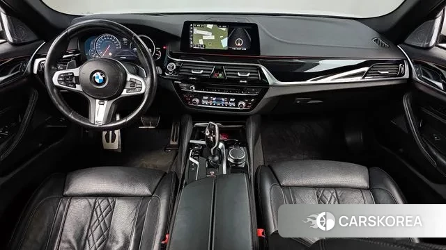 BMW 5 Series (G30) id 3520316 из Кореи 17
