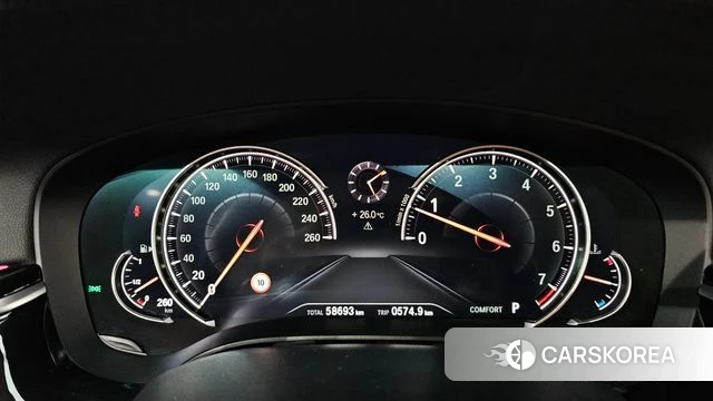 BMW 5 Series (G30) id 4703510 из Кореи 31