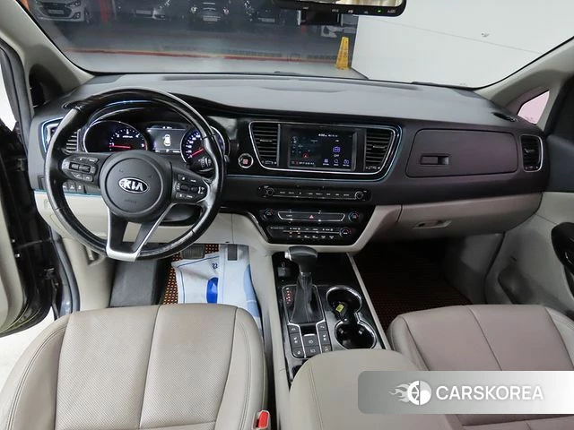 Kia The New Carnival id 4406382 из Кореи 17