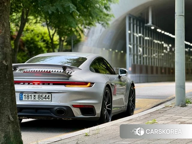 Porsche 911(992) id 4389679 из Кореи 15
