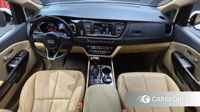Kia The New Carnival id 4496822 из Кореи 30