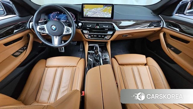 BMW 5 Series (G30) id 4202142 из Кореи 31