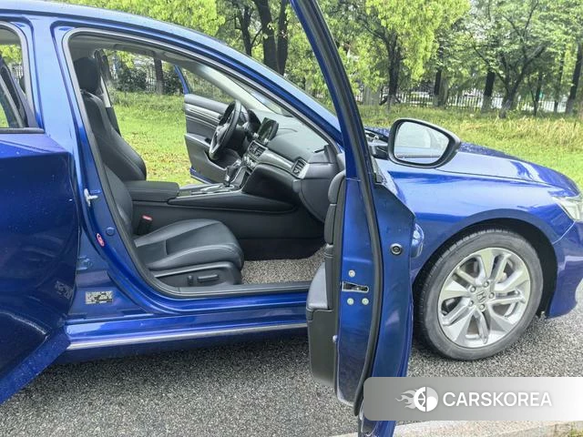 Honda Accord id 4254072 из Китая 12
