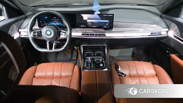 BMW i7 (G70) id 4499952 из Кореи 31