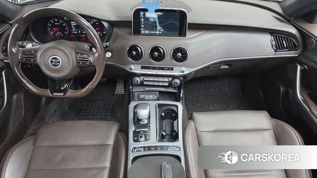 Kia Stinger id 3602236 из Кореи 17