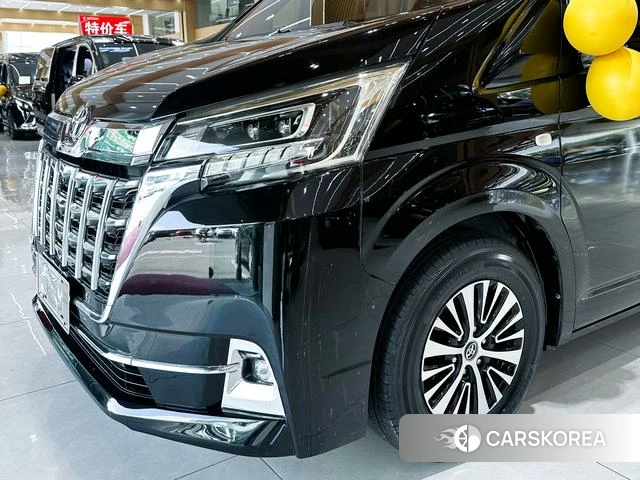Toyota Hiace id 4348444 из Китая 10