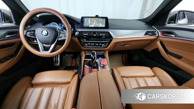 BMW 5 Series (G30) id 4471813 из Кореи 30