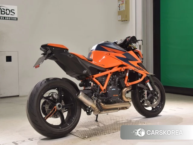 Проданный KTM 1290 SUPER DUKE R id 4358832 из Японии, фото 8