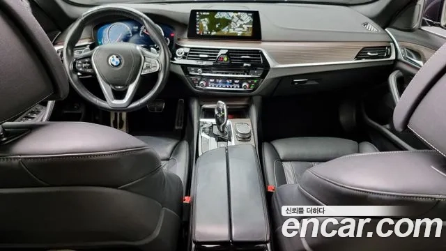 BMW 5 Series (G30) id 2860673 из Кореи 17