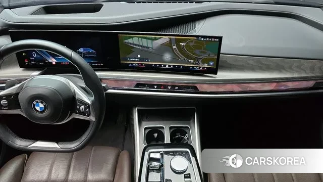 BMW 7 Series (G70) id 3544945 из Кореи 17