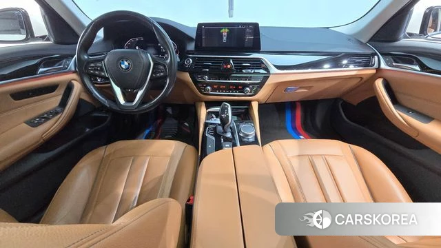 BMW 5 Series (G30) id 4907210 из Кореи 32