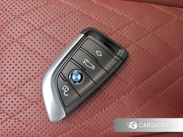 BMW 3 series id 4278296 из Китая 17