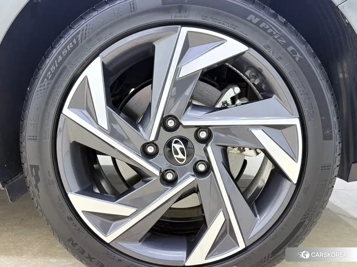 Hyundai Elantra id 4538769 из Китая 23
