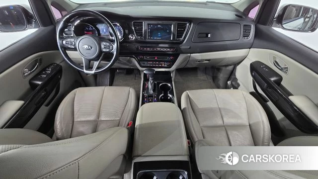 Kia The New Carnival id 3873698 из Кореи 17