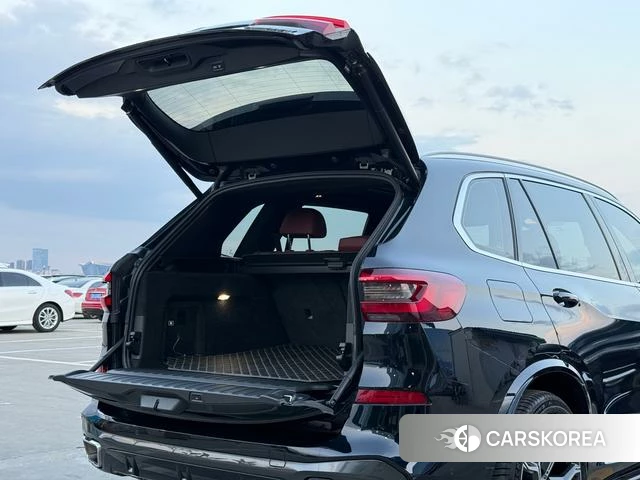 BMW X5 id 4277963 из Китая 16