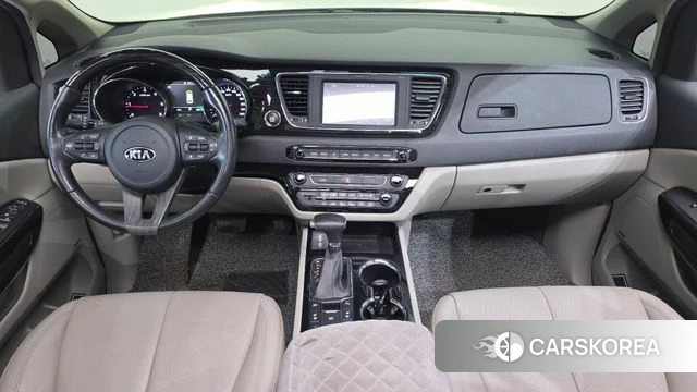 Kia The New Carnival id 4465484 из Кореи 17