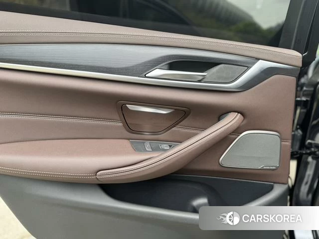 BMW 5 series id 4274657 из Китая 19