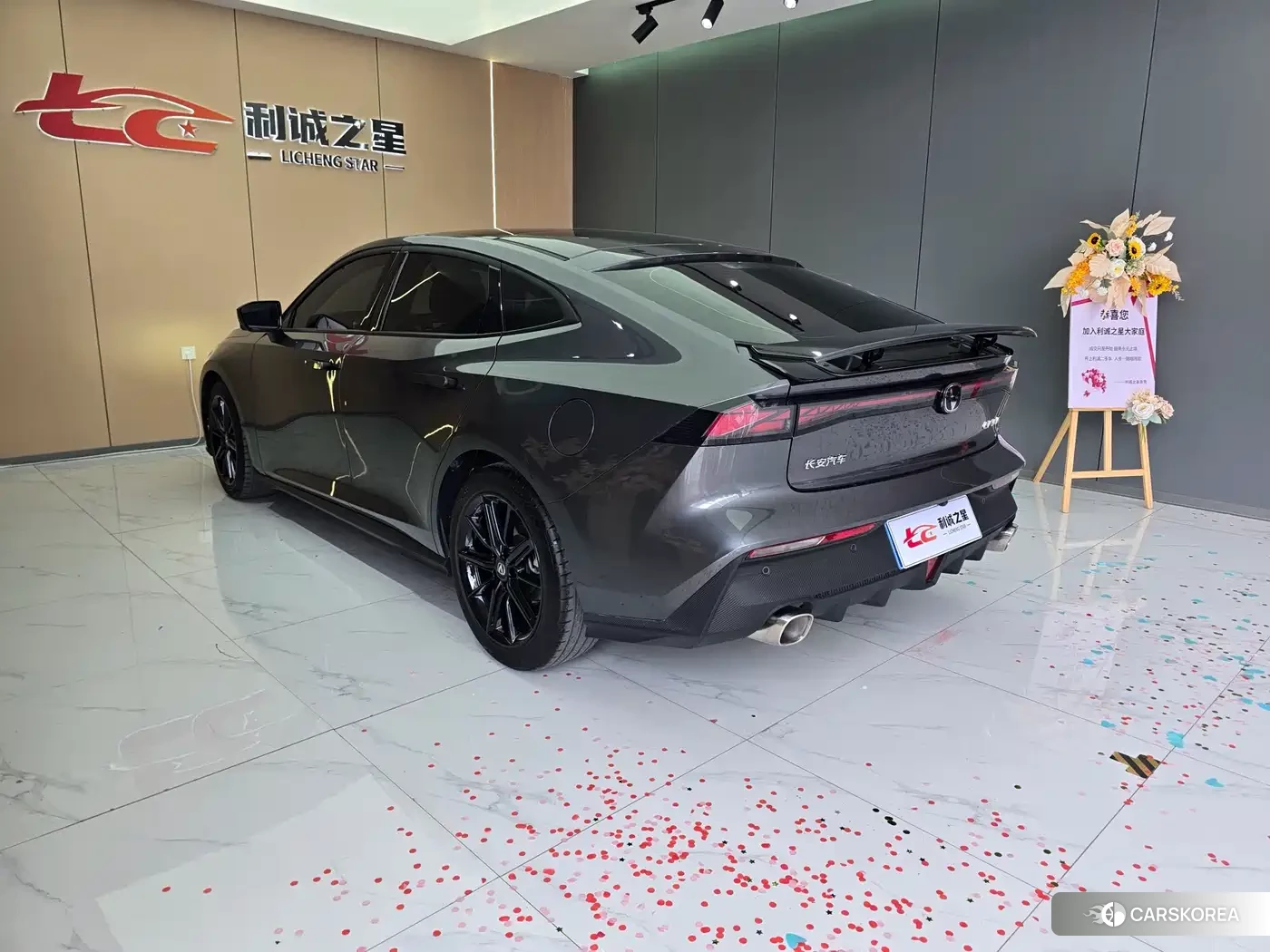 Chang'an Changan UNI-V id 4583684 из Китая 8