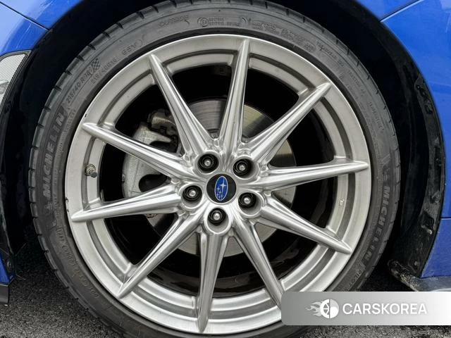 Subaru BRZ id 4219577 из Китая 12