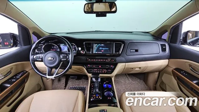 Kia All New Carnival id 2202623 из Кореи 17